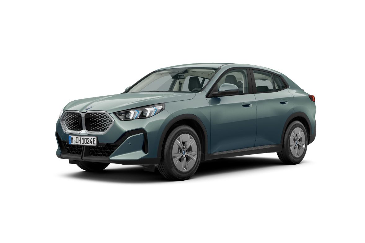 BMW iX2 eDrive20